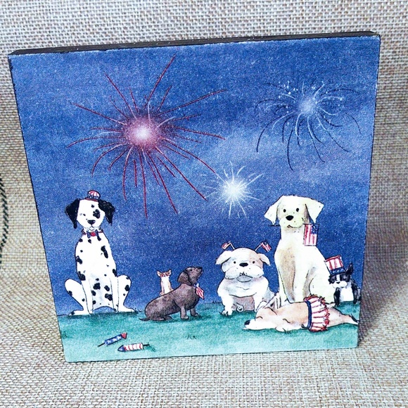 HANDCRAFTED TIERED TRAY DECOR/MINI WOOD SIGN/PATRIOTIC DOGS 4TH OF JULY - Picture 1 of 2